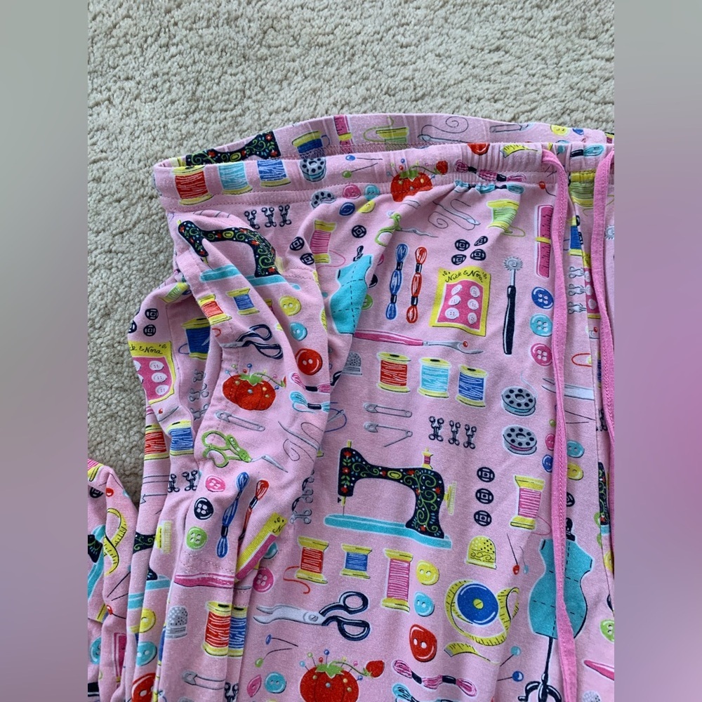 Nick & Nora Size XXL Double XL, 2XL Pink Sewing Theme Pajama Set Modal Sleepwear - Picture 8 of 9